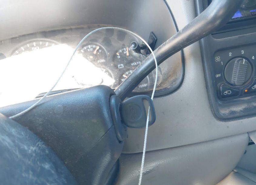 Photo 11 of 2002 Chevrolet Silverado 1500 LT (VIN 2GCEK19T521244303)