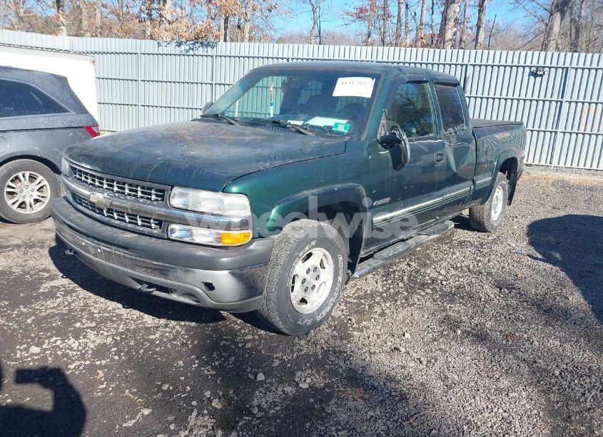 Photo 2 of 2002 Chevrolet Silverado 1500 LS (VIN 2GCEK19T521268763)