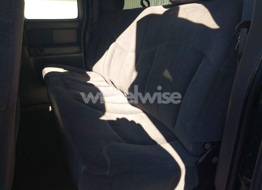 Photo 8 of 2002 Chevrolet Silverado 1500 LS (VIN 2GCEK19T521268763)