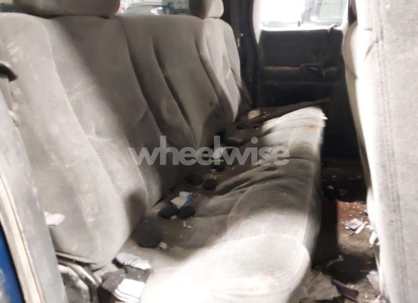 Photo 8 of 2003 Chevrolet Silverado 1500 LS (VIN 2GCEK19T531275181)