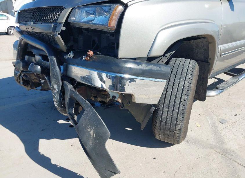 Photo 18 of 2003 Chevrolet Silverado 1500 LS (VIN 2GCEK19T531398513)