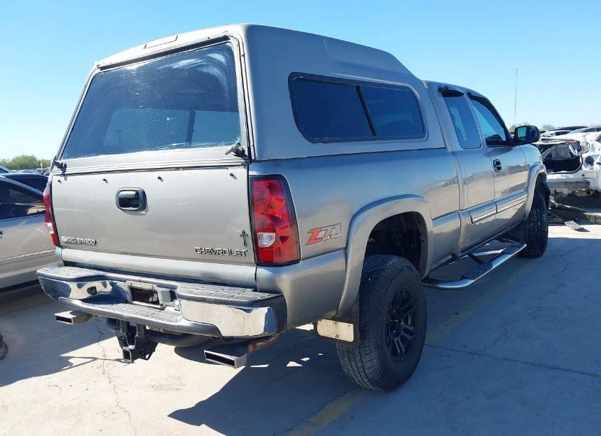 Photo 4 of 2003 Chevrolet Silverado 1500 LS (VIN 2GCEK19T531398513)