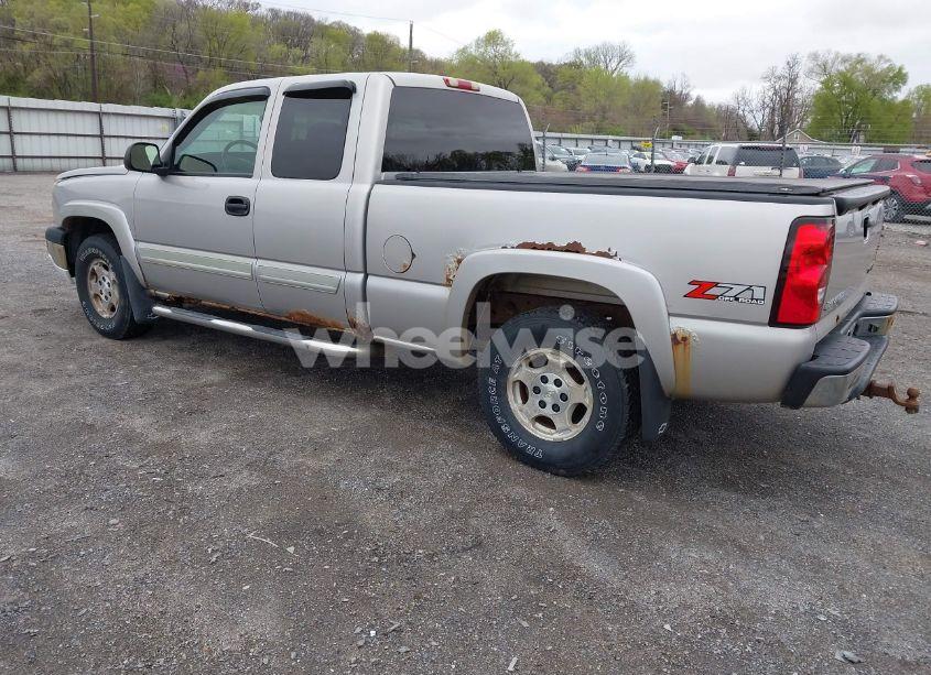 Photo 3 of 2004 Chevrolet Silverado 1500 Z71 (VIN 2GCEK19T541324428)