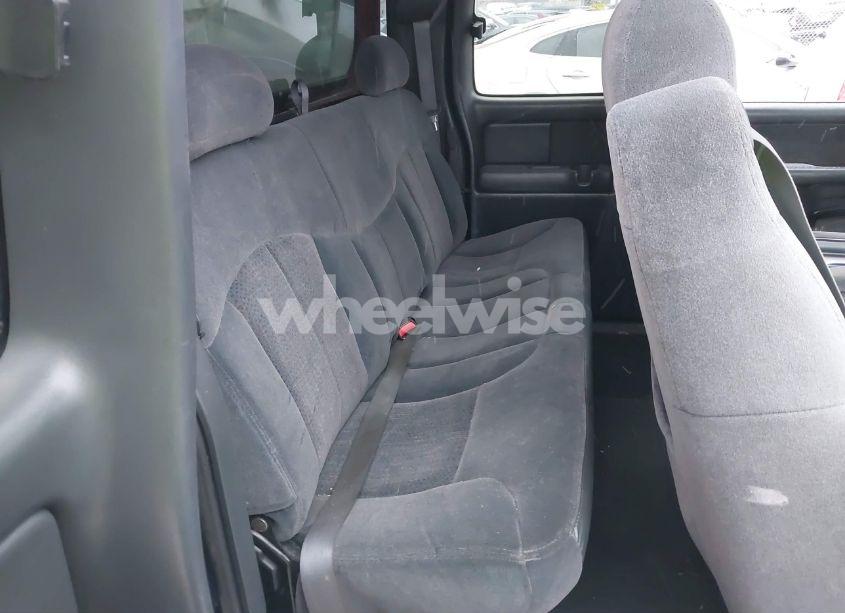 Photo 8 of 2001 Chevrolet Silverado 1500 LS (VIN 2GCEK19T611115940)