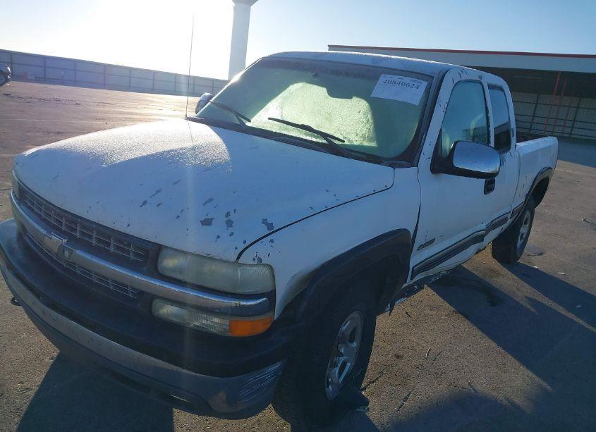 Photo 2 of 2001 Chevrolet Silverado 1500 LS (VIN 2GCEK19T611251601)