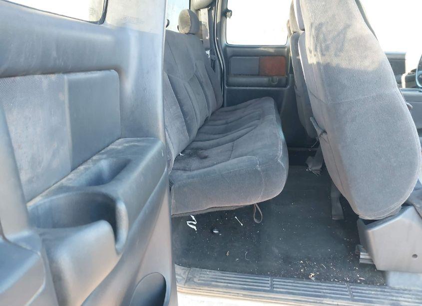 Photo 8 of 2001 Chevrolet Silverado 1500 LS (VIN 2GCEK19T611251601)