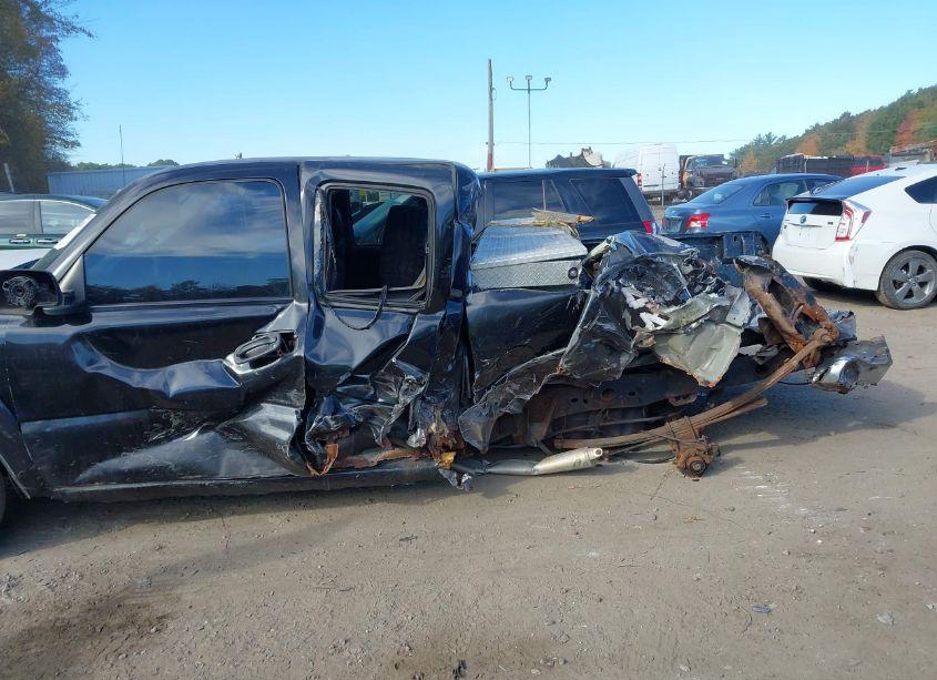 Photo 6 of 2003 Chevrolet Silverado 1500 (VIN 2GCEK19T631256414)