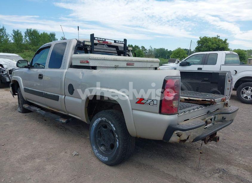 Photo 3 of 2004 Chevrolet Silverado 1500 Z71 (VIN 2GCEK19T641386114)