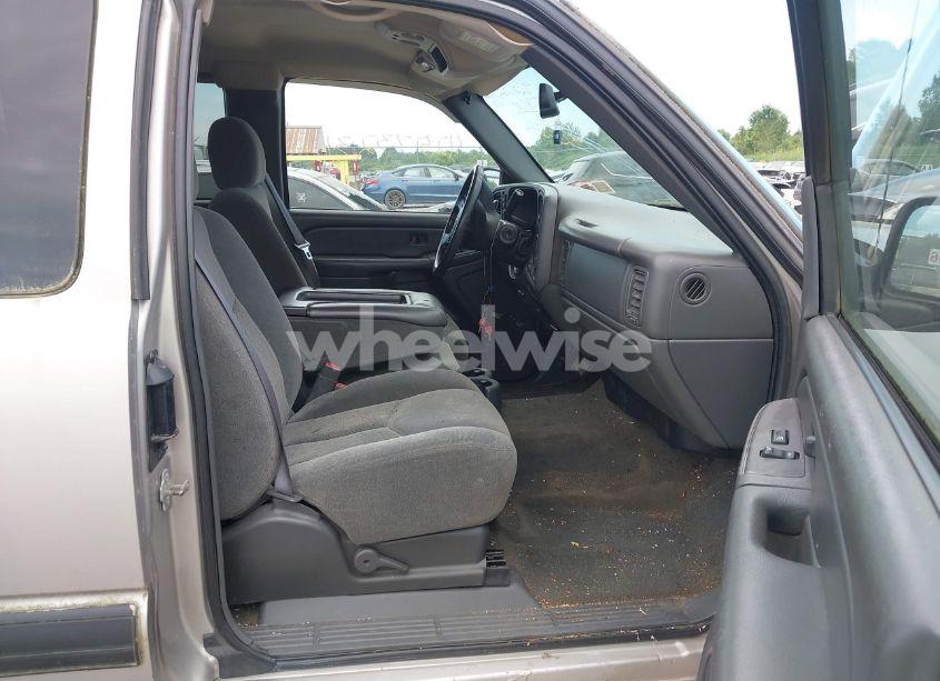 Photo 5 of 2004 Chevrolet Silverado 1500 Z71 (VIN 2GCEK19T641386114)