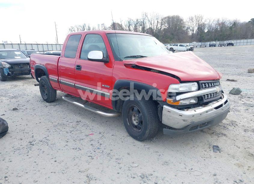 2000 Chevrolet Silverado 1500 LS (VIN 2GCEK19T6Y1316778) main photo