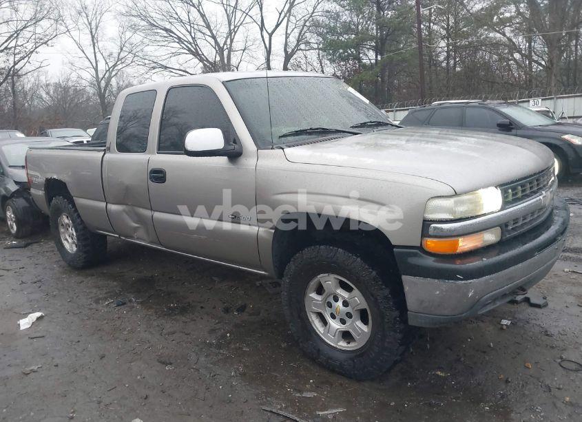 2001 Chevrolet Silverado 1500 LT (VIN 2GCEK19T711106812) main photo