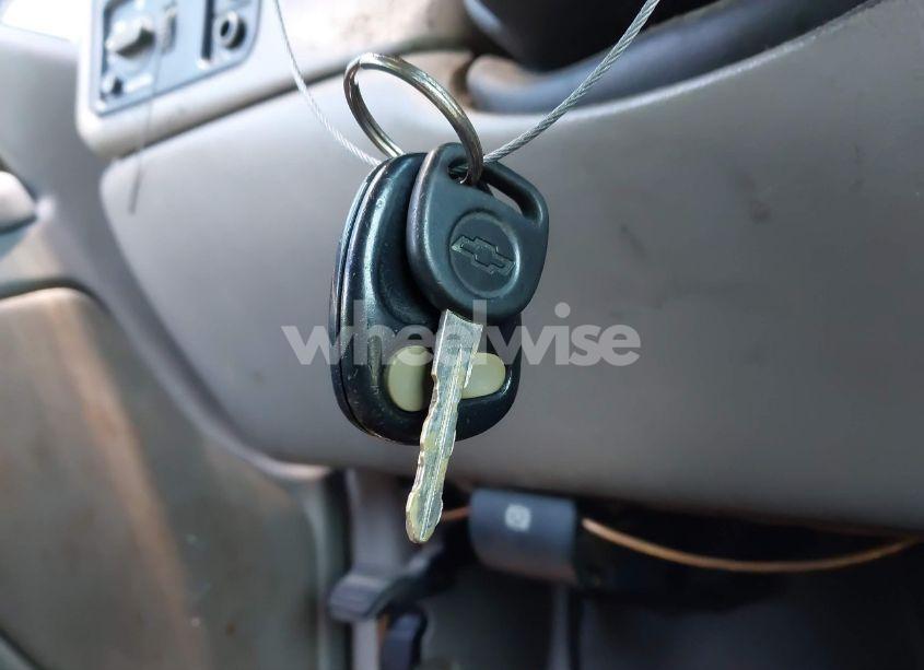 Photo 11 of 2001 Chevrolet Silverado 1500 LT (VIN 2GCEK19T711106812)