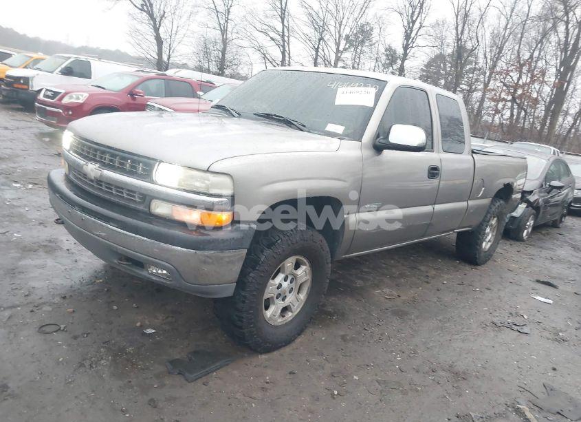 Photo 2 of 2001 Chevrolet Silverado 1500 LT (VIN 2GCEK19T711106812)