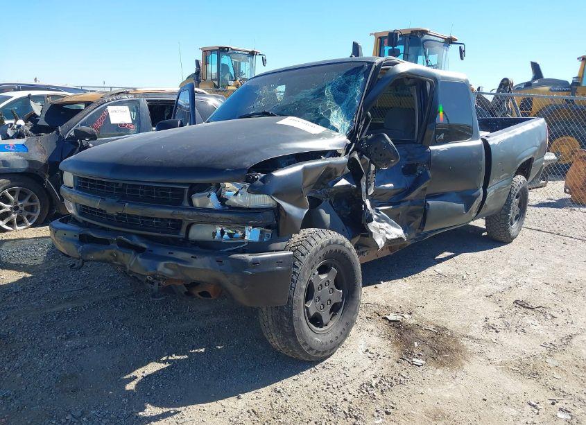 Photo 2 of 2001 Chevrolet Silverado 1500 LT (VIN 2GCEK19T711374047)