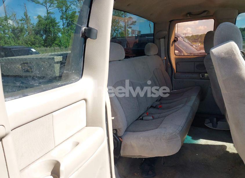 Photo 8 of 2002 Chevrolet Silverado 1500 LS (VIN 2GCEK19T721426682)