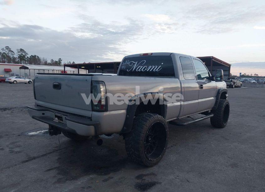 Photo 4 of 2003 Chevrolet Silverado 1500 LS (VIN 2GCEK19T731209523)