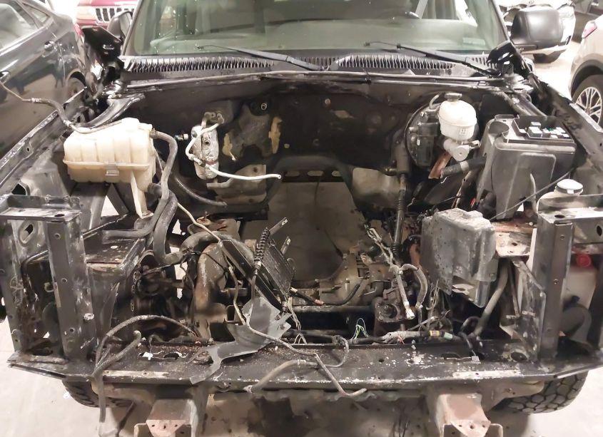 Photo 10 of 2003 Chevrolet Silverado 1500 LS (VIN 2GCEK19T731246930)