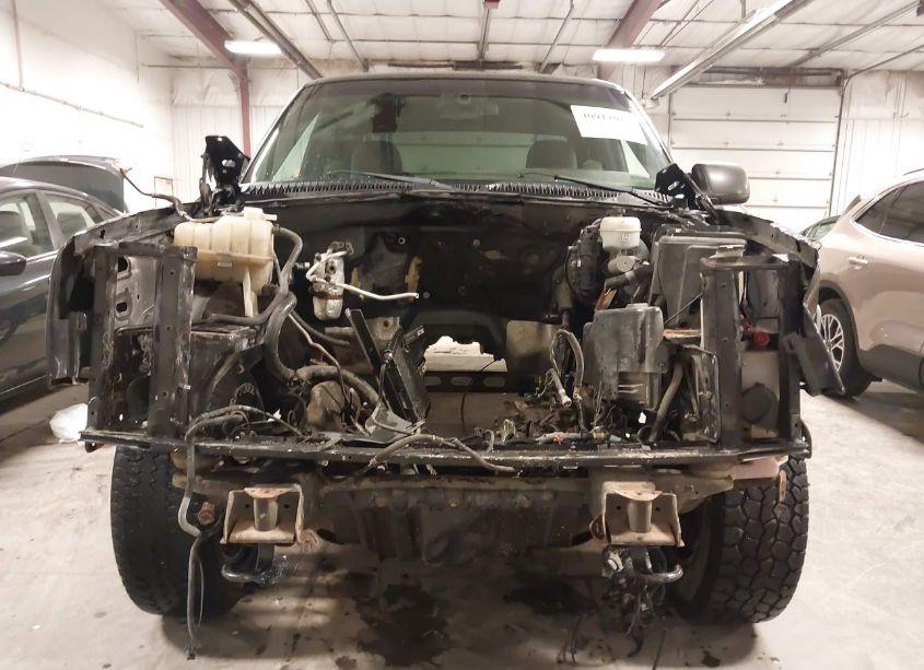 Photo 11 of 2003 Chevrolet Silverado 1500 LS (VIN 2GCEK19T731246930)