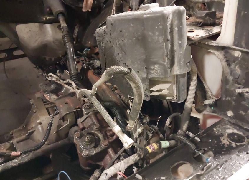 Photo 19 of 2003 Chevrolet Silverado 1500 LS (VIN 2GCEK19T731246930)