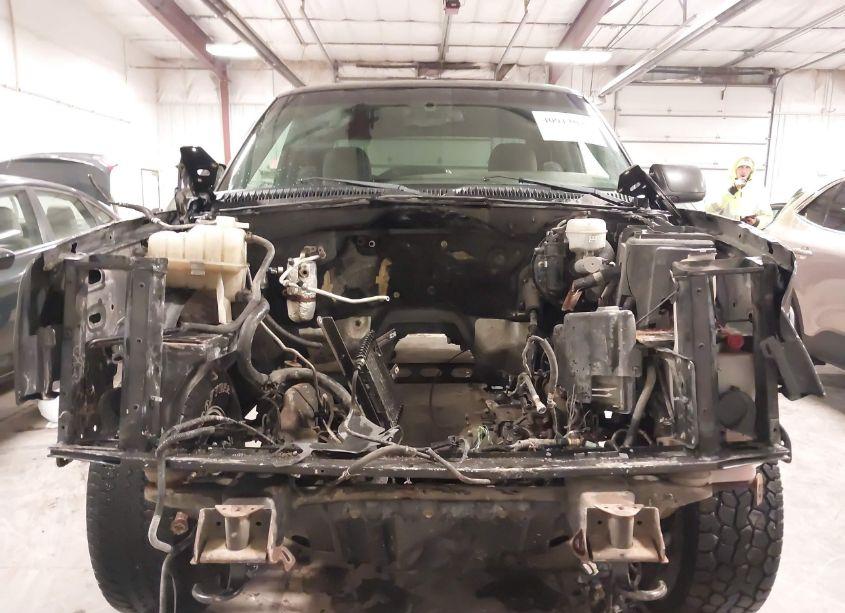 Photo 6 of 2003 Chevrolet Silverado 1500 LS (VIN 2GCEK19T731246930)