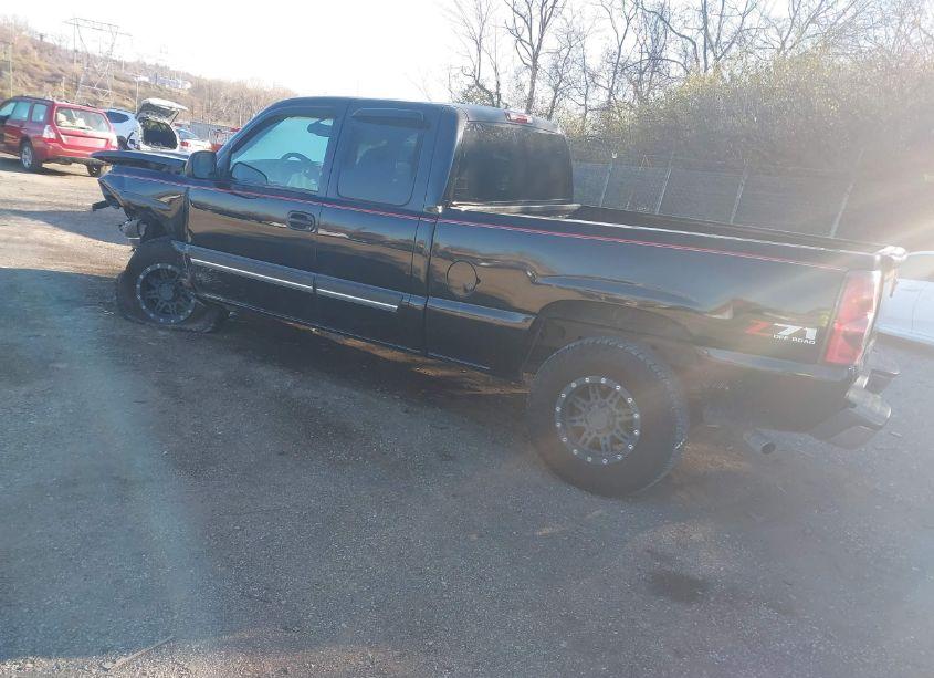 Photo 3 of 2003 Chevrolet Silverado 1500 LS (VIN 2GCEK19T731252856)