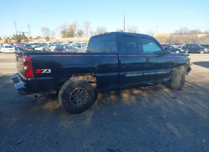 Photo 4 of 2003 Chevrolet Silverado 1500 LS (VIN 2GCEK19T731252856)