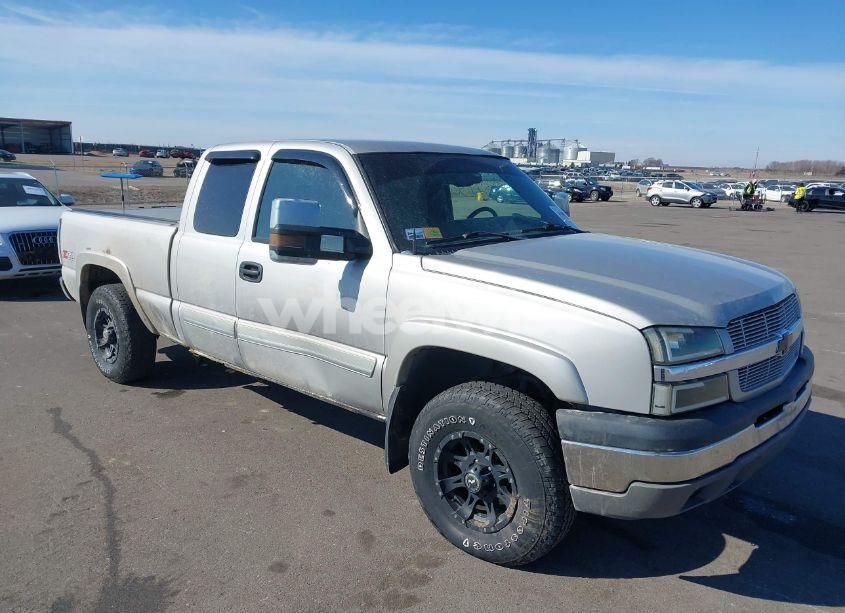 2004 Chevrolet Silverado 1500 Z71 (VIN 2GCEK19T741199576) main photo