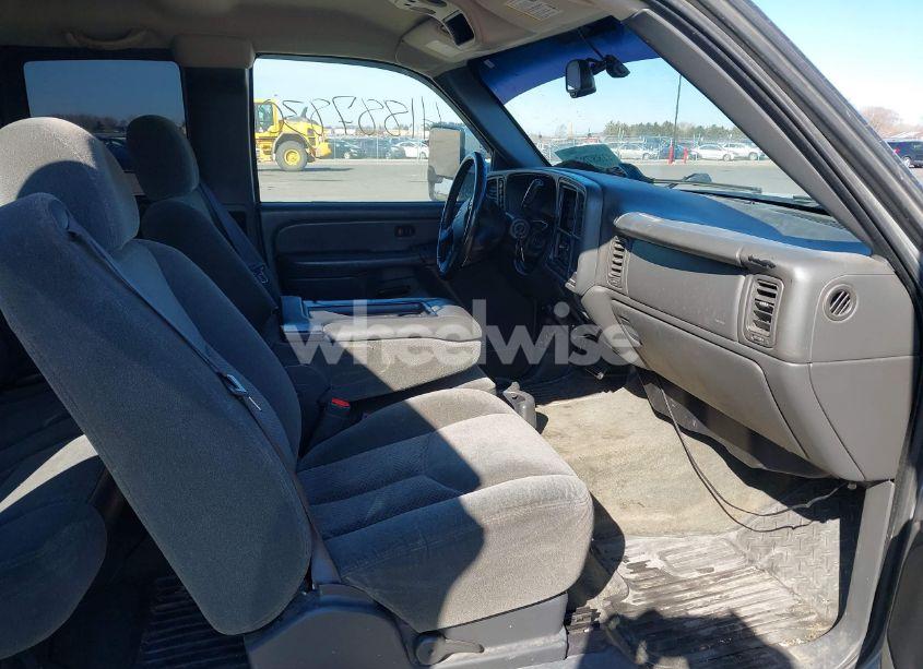 Photo 5 of 2004 Chevrolet Silverado 1500 Z71 (VIN 2GCEK19T741199576)