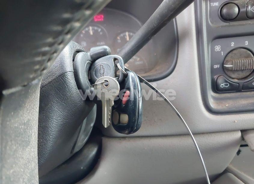 Photo 11 of 1999 Chevrolet Silverado 1500 LS (VIN 2GCEK19T7X1263877)