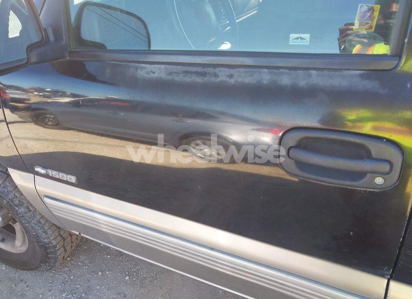 Photo 12 of 1999 Chevrolet Silverado 1500 LS (VIN 2GCEK19T7X1270795)