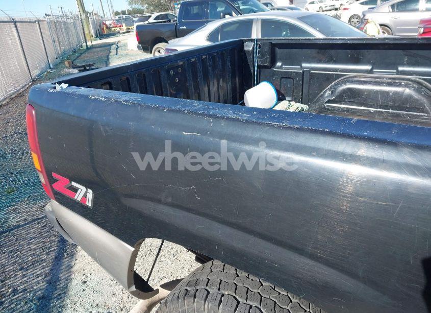 Photo 15 of 1999 Chevrolet Silverado 1500 LS (VIN 2GCEK19T7X1270795)