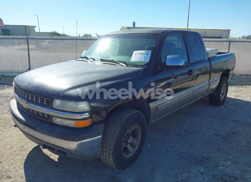 Photo 2 of 1999 Chevrolet Silverado 1500 LS (VIN 2GCEK19T7X1270795)