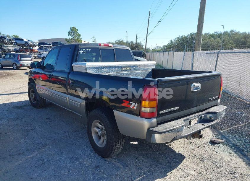 Photo 3 of 1999 Chevrolet Silverado 1500 LS (VIN 2GCEK19T7X1270795)