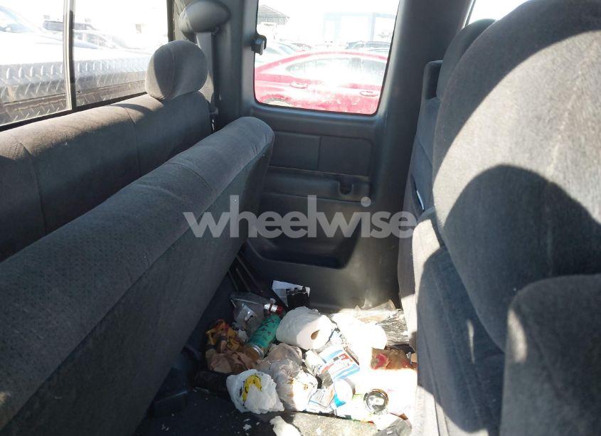 Photo 8 of 1999 Chevrolet Silverado 1500 LS (VIN 2GCEK19T7X1270795)