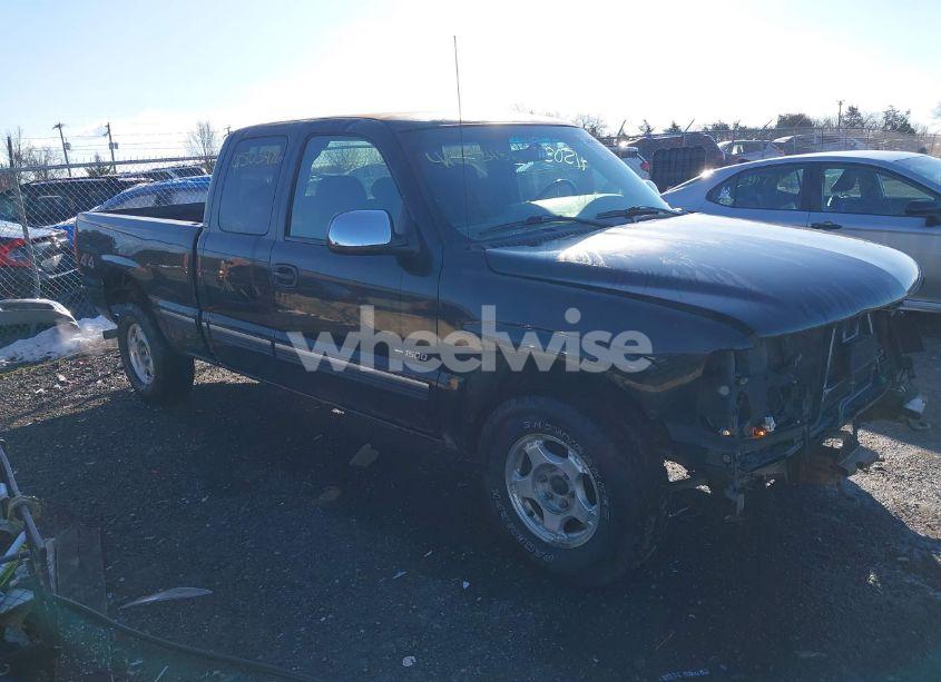 2000 Chevrolet Silverado 1500 LS (VIN 2GCEK19T7Y1200537) main photo