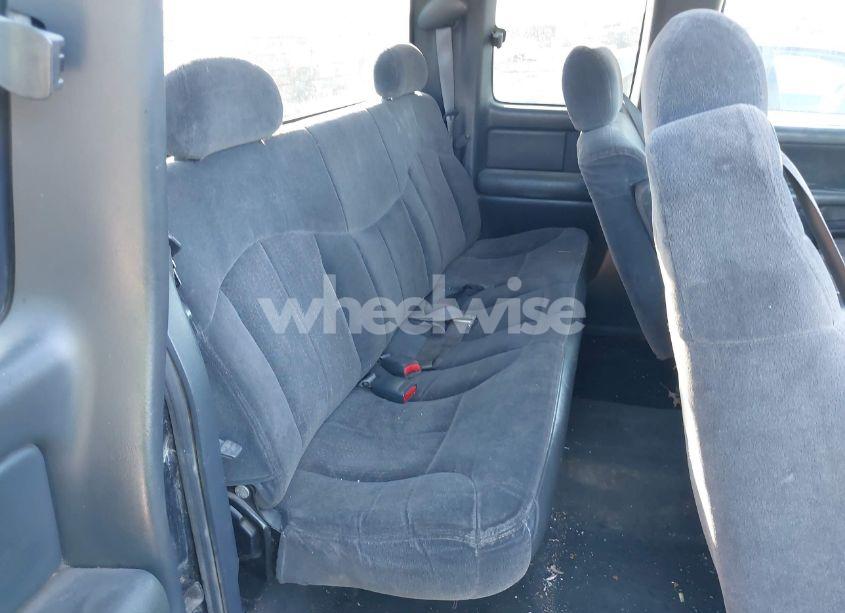 Photo 8 of 2000 Chevrolet Silverado 1500 LS (VIN 2GCEK19T7Y1200537)