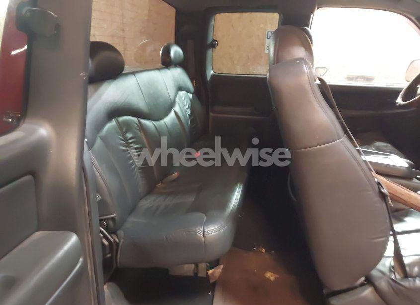 Photo 8 of 2000 Chevrolet Silverado 1500 LT (VIN 2GCEK19T7Y1270085)