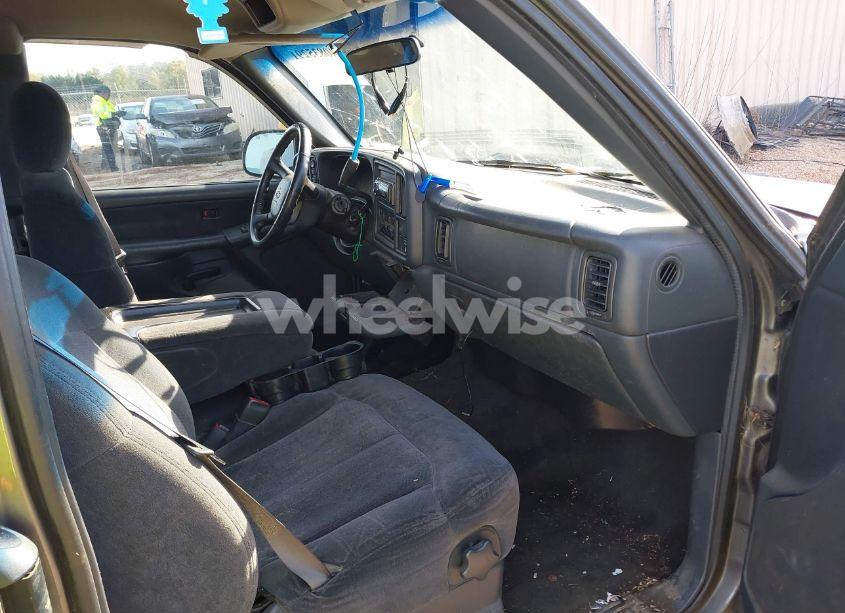 Photo 5 of 2000 Chevrolet Silverado 1500 LS (VIN 2GCEK19T7Y1311654)