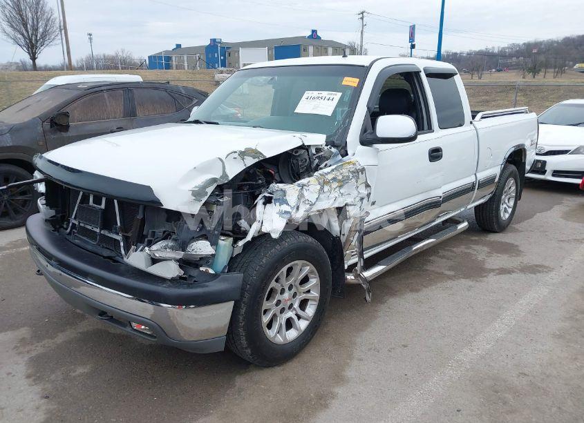 Photo 2 of 2001 Chevrolet Silverado 1500 LT (VIN 2GCEK19T811301866)