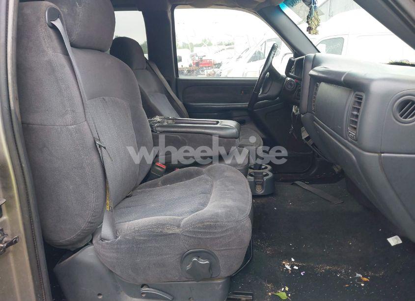 Photo 5 of 2002 Chevrolet Silverado 1500 LS (VIN 2GCEK19T821136693)