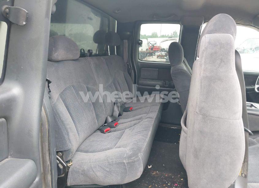 Photo 8 of 2002 Chevrolet Silverado 1500 LS (VIN 2GCEK19T821136693)