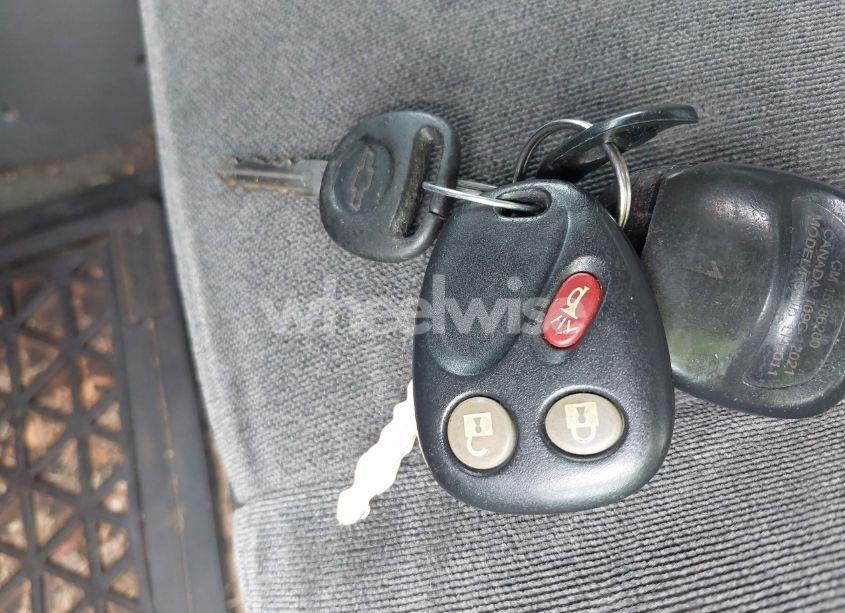 Photo 11 of 2003 Chevrolet Silverado 1500 LS (VIN 2GCEK19T831125310)