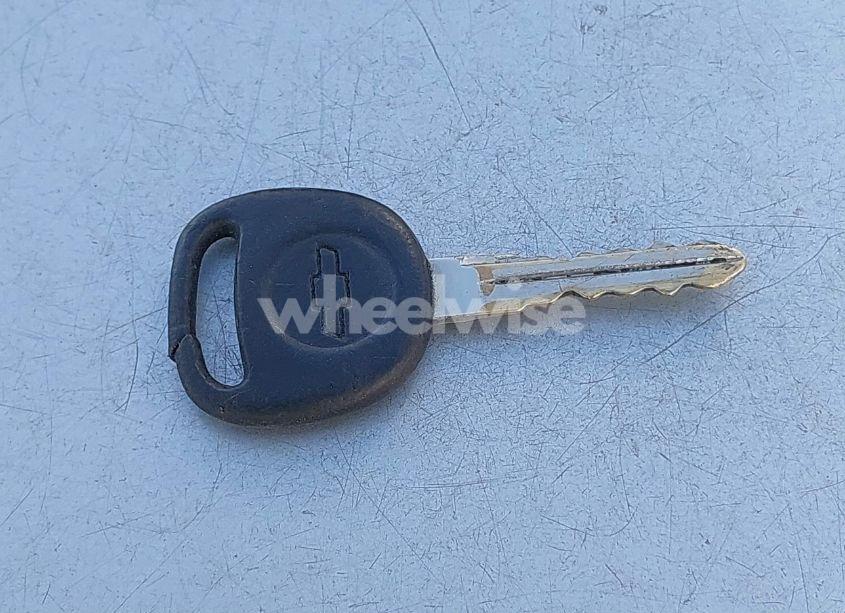 Photo 11 of 2004 Chevrolet Silverado 1500 LS (VIN 2GCEK19T841183502)