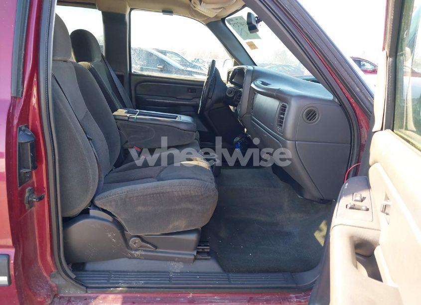 Photo 5 of 2004 Chevrolet Silverado 1500 LS (VIN 2GCEK19T841183502)