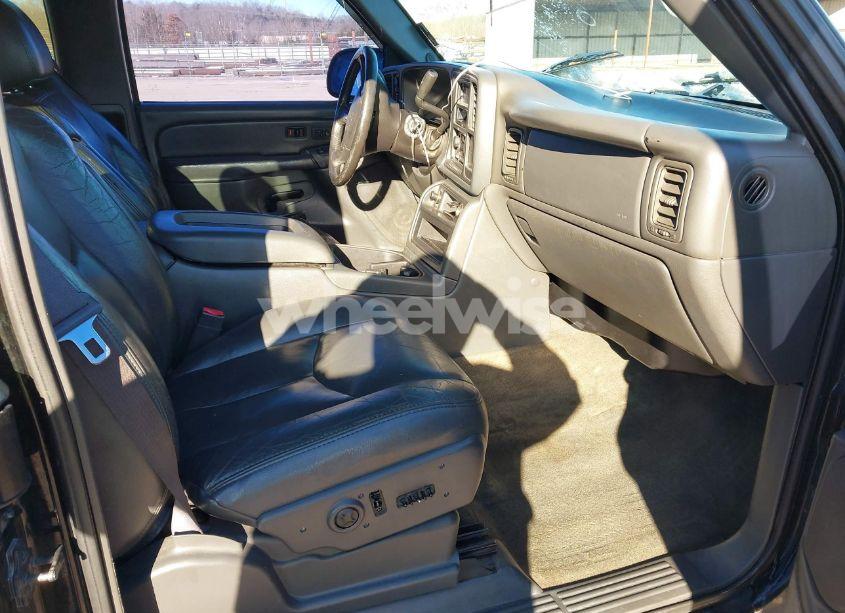 Photo 5 of 2004 Chevrolet Silverado 1500 Z71 (VIN 2GCEK19T841202310)