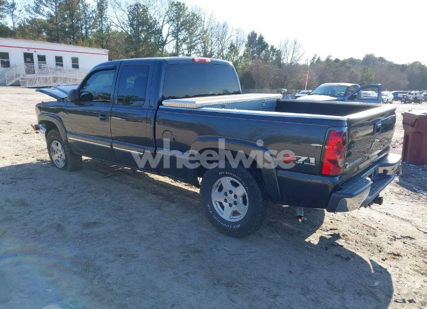 Photo 3 of 2004 Chevrolet Silverado 1500 Z71 (VIN 2GCEK19T841202839)