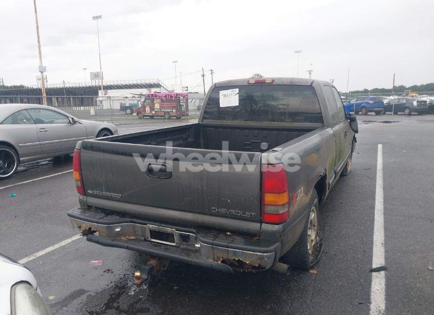 Photo 4 of 2001 Chevrolet Silverado 1500 LS (VIN 2GCEK19T911146356)