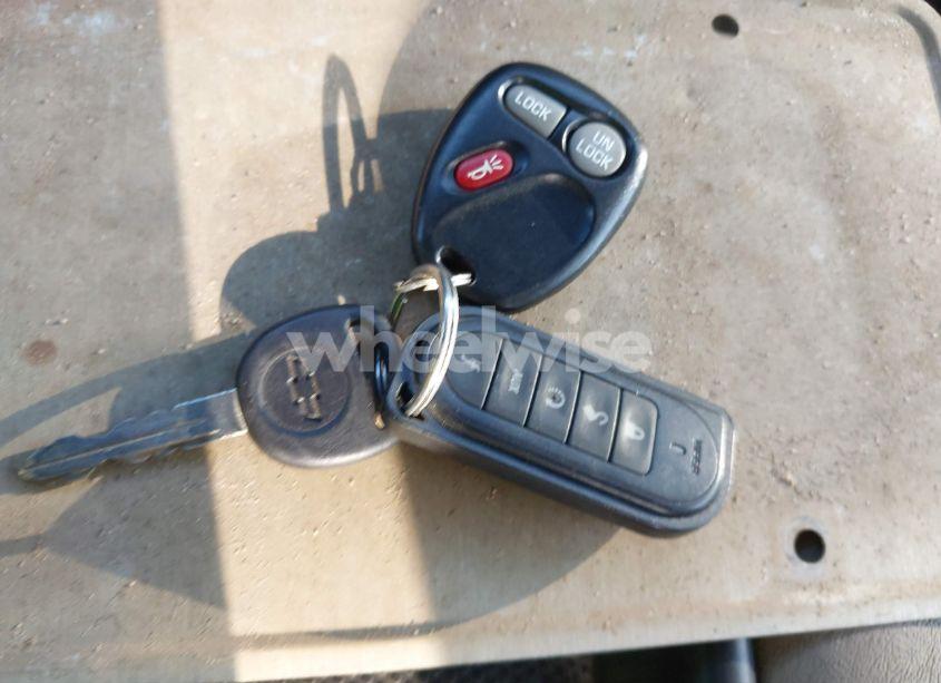 Photo 11 of 2001 Chevrolet Silverado K1500 (VIN 2GCEK19T911350347)