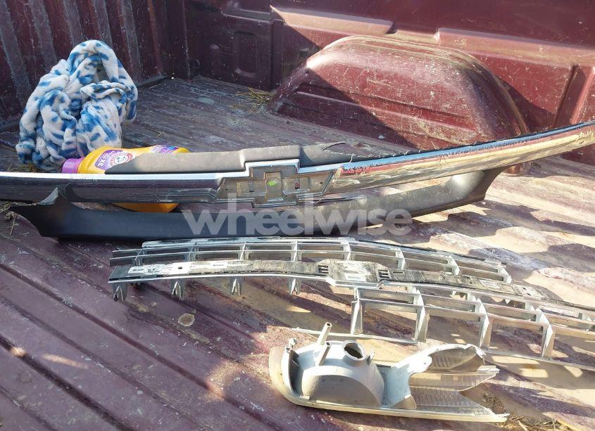 Photo 12 of 2001 Chevrolet Silverado K1500 (VIN 2GCEK19T911350347)