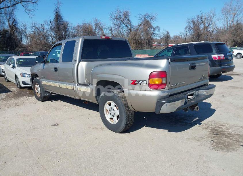 Photo 3 of 2001 Chevrolet Silverado 1500 LS (VIN 2GCEK19T911405962)